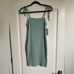 Green ribbed bodycon dress
